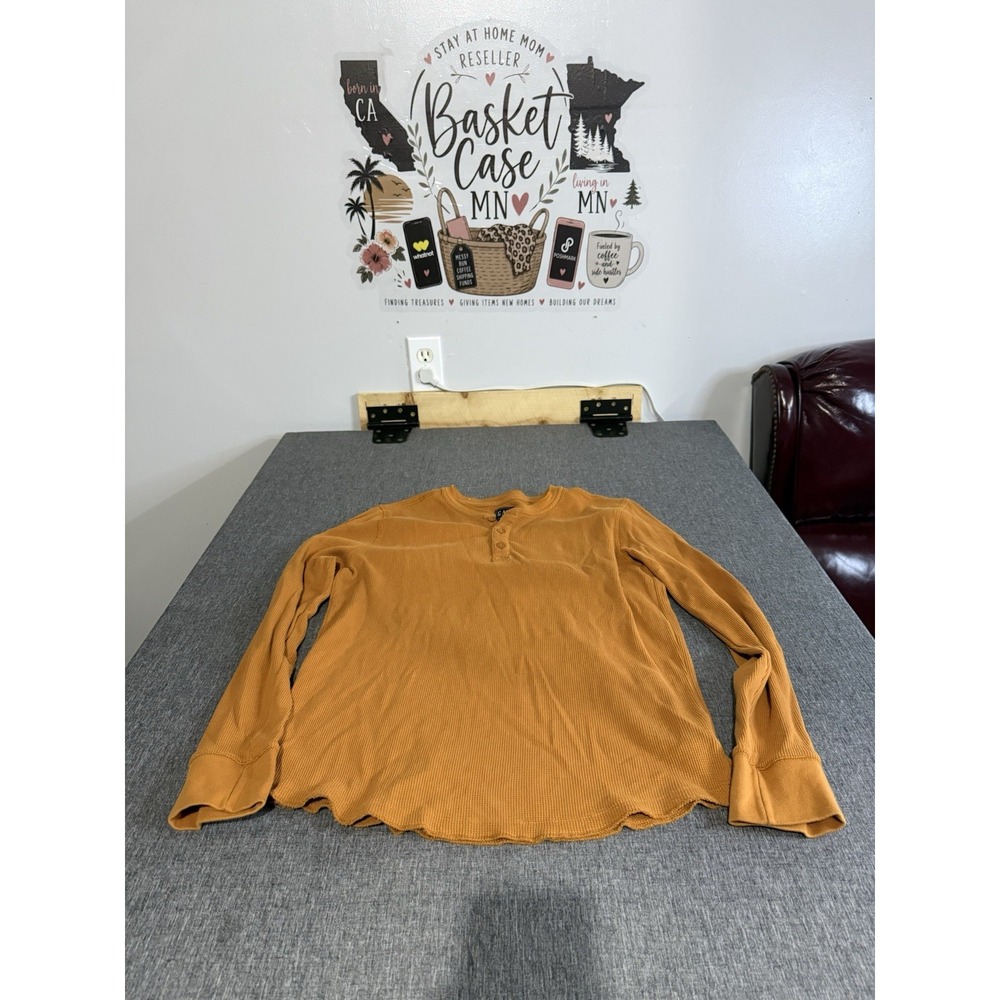 GAP Men's Large Brown Waffle Knit Henley Long Sleeve T-Shirt Button